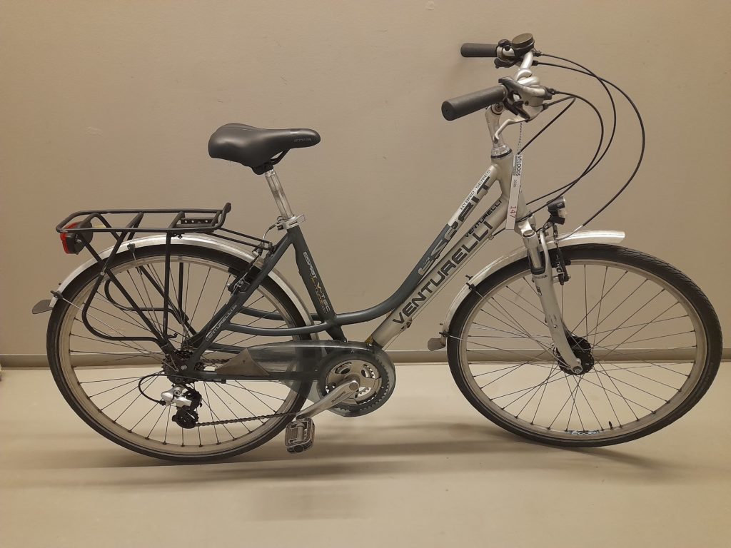 28958-Damesfiets ‘code 147) merk Venturelli