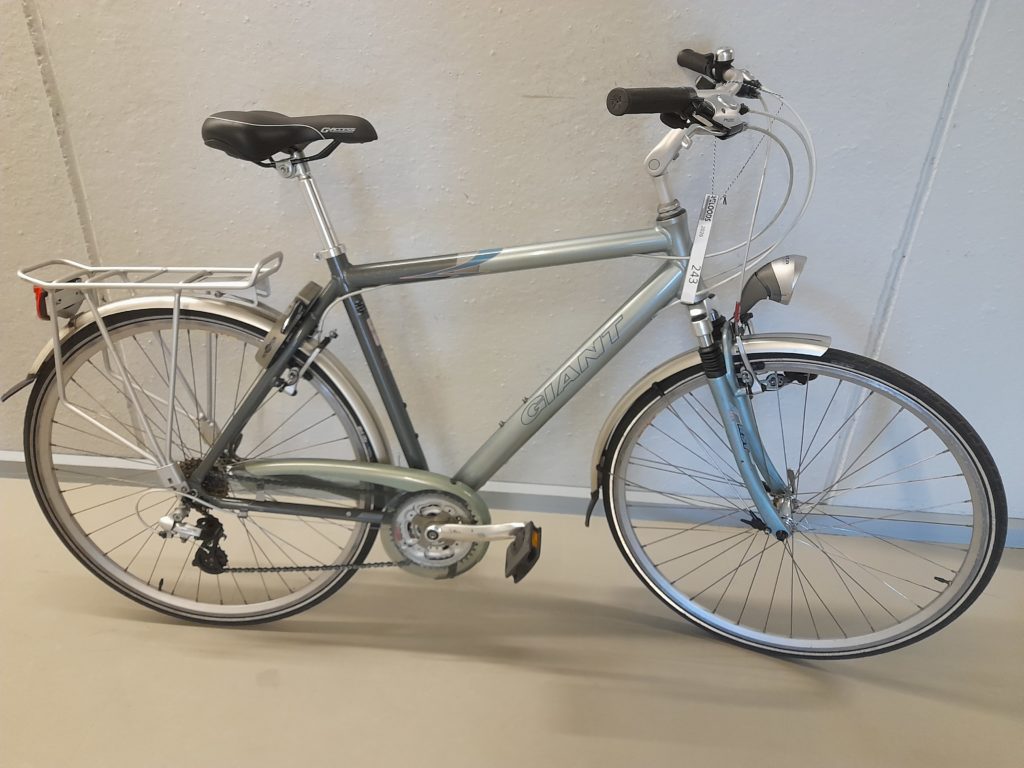 29046-Herenfiets (code 243) merk Giant