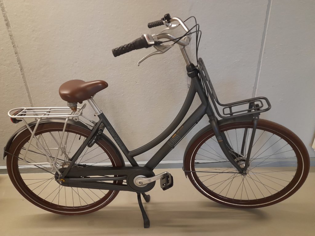 29256-Damesfiets (code 264) merk Cortina