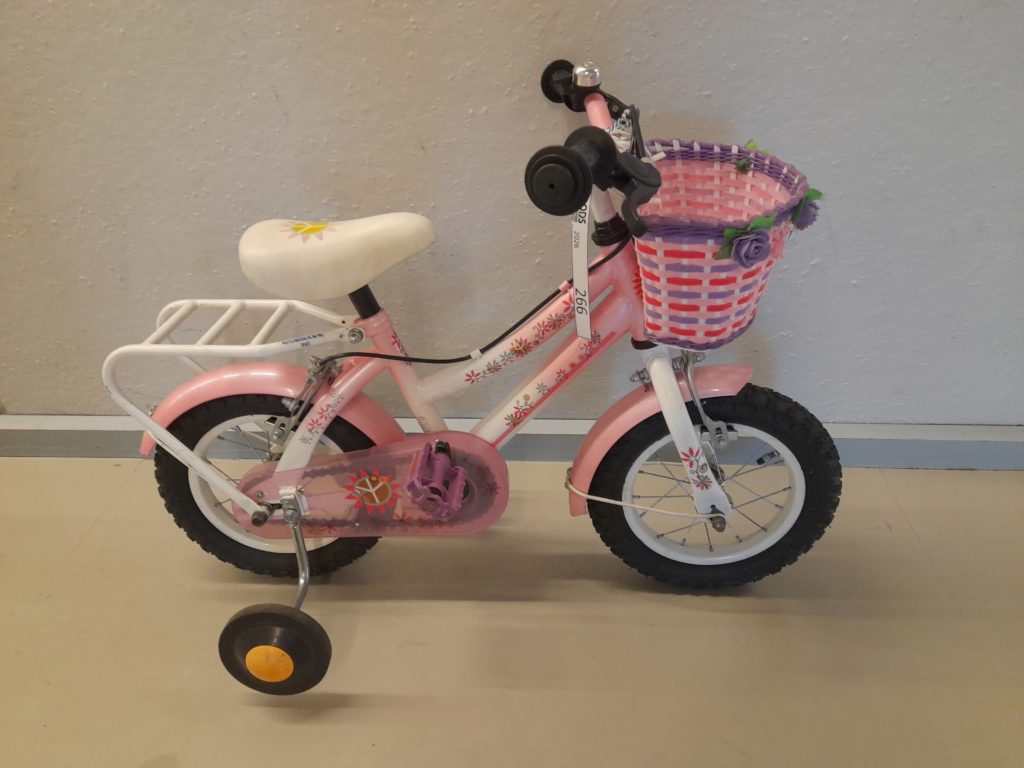 29264-Kinderfiets (code 266) merk geen